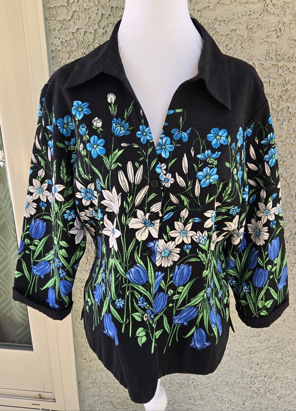 Women’s Black Floral Button-Front Blazer with Blue & White Flowers
